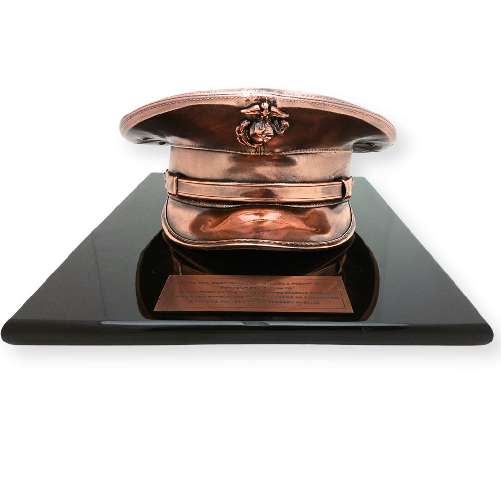 Retirement award keepsake with black lacquer plaque and custom engraving